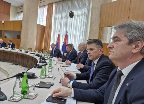 Радни састанак министарке државне управе и локалне самоуправе са начелницима управних округа